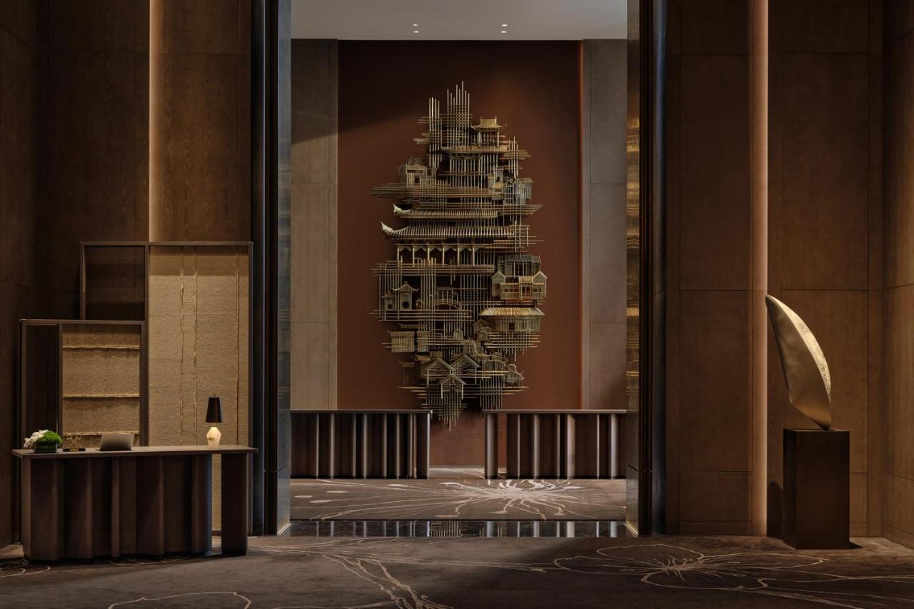 Conrad Shenzhen, The First Art Museum Hotel In Greater Bay Area With The Stunning Bay And Sunset View In The Hotel Terrace Extérieur photo