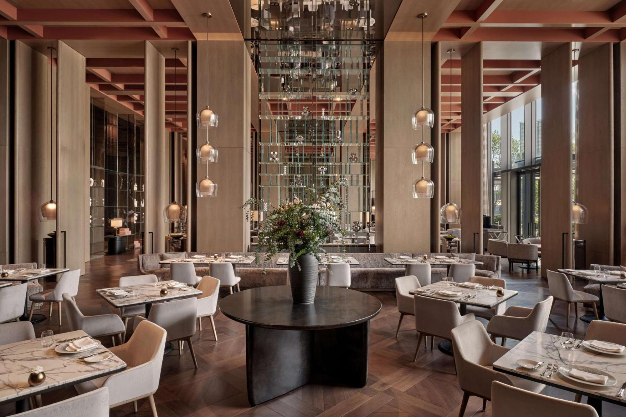 Conrad Shenzhen, The First Art Museum Hotel In Greater Bay Area With The Stunning Bay And Sunset View In The Hotel Terrace Extérieur photo