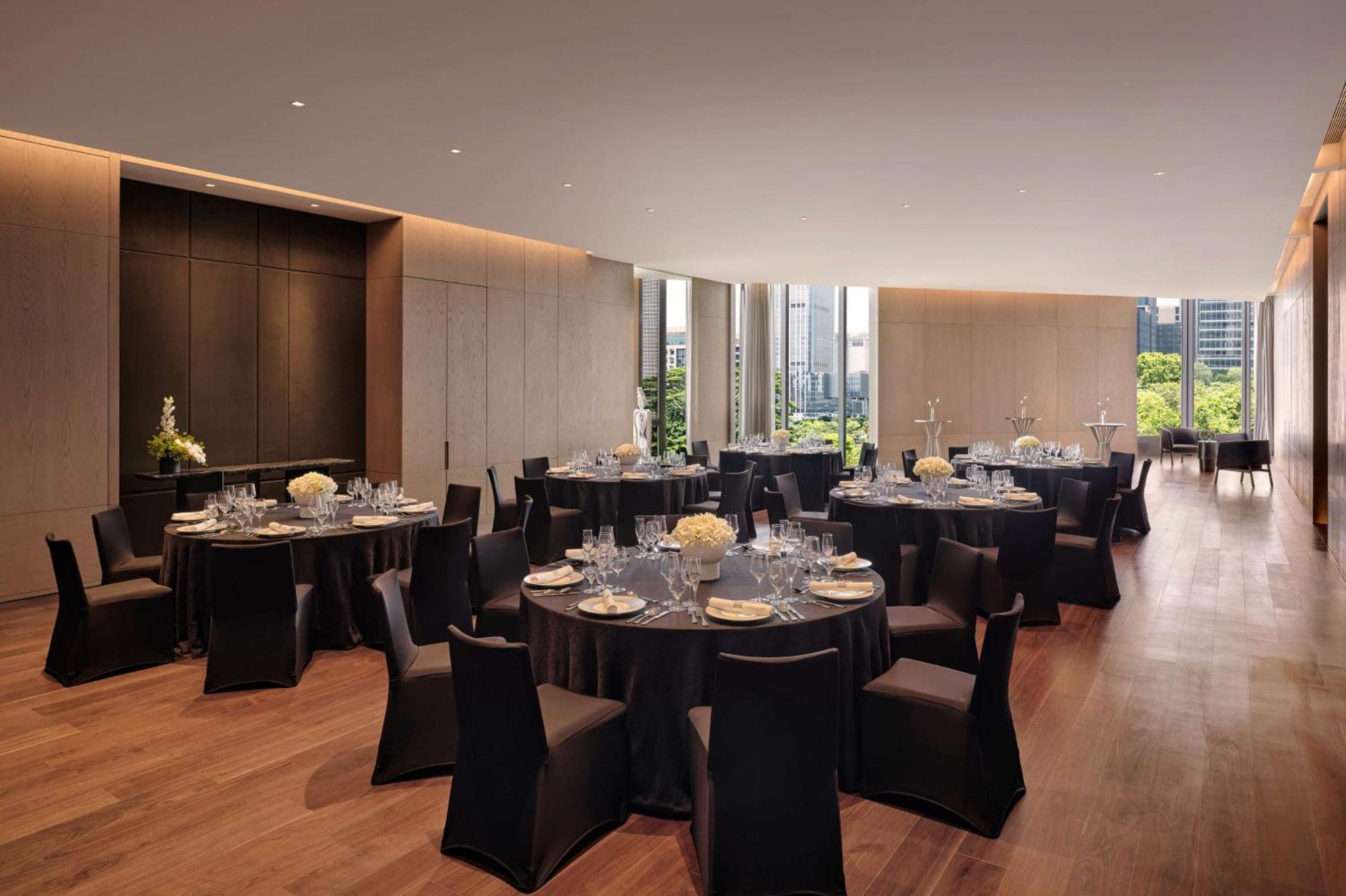 Conrad Shenzhen, The First Art Museum Hotel In Greater Bay Area With The Stunning Bay And Sunset View In The Hotel Terrace Extérieur photo
