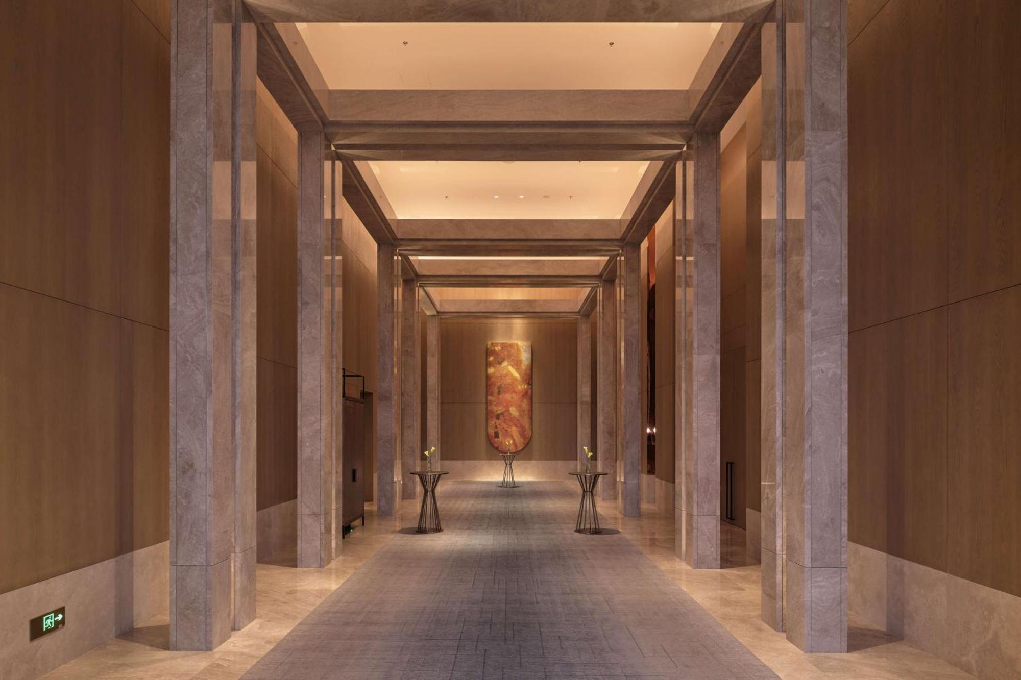 Conrad Shenzhen, The First Art Museum Hotel In Greater Bay Area With The Stunning Bay And Sunset View In The Hotel Terrace Extérieur photo