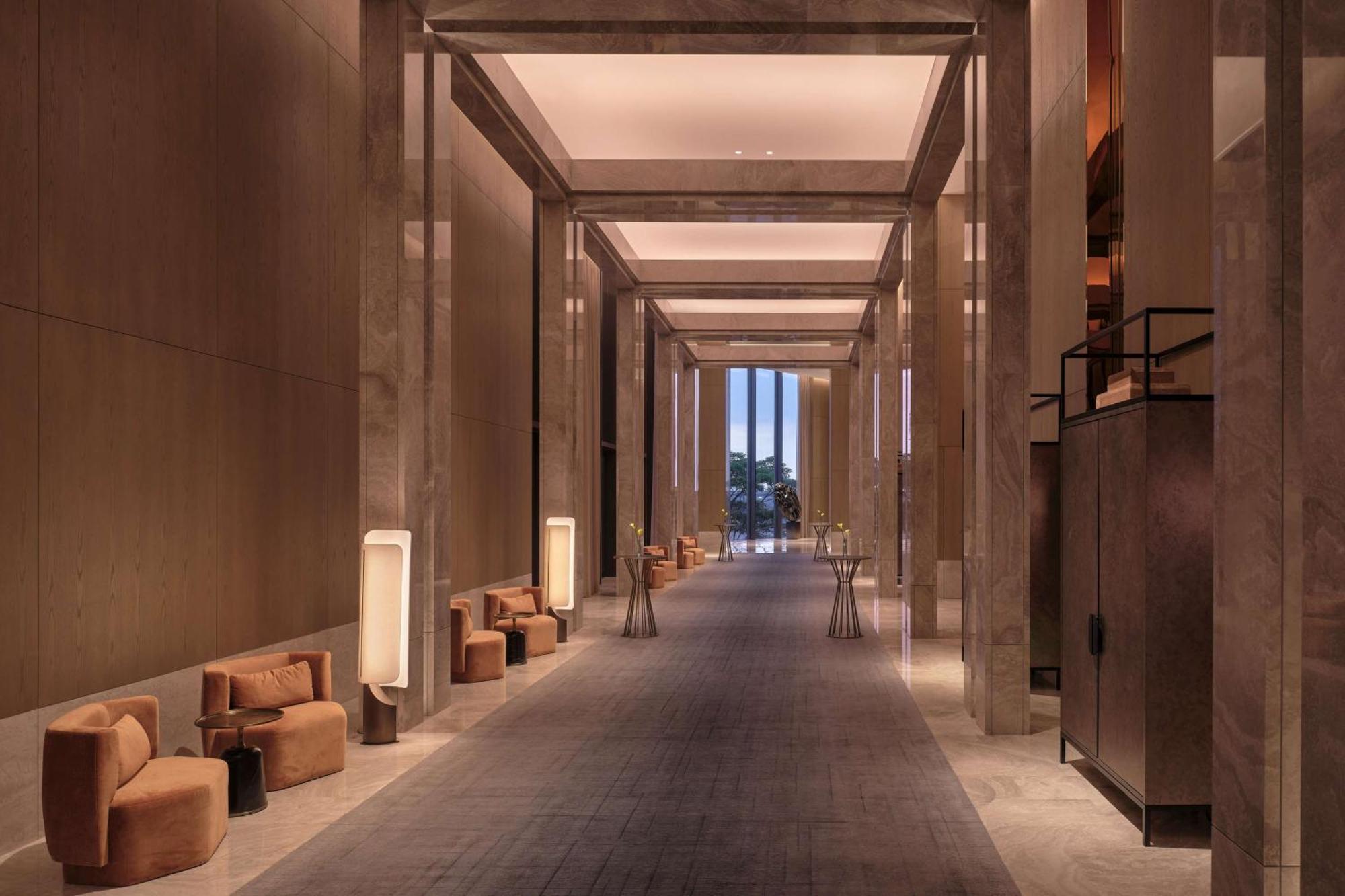 Conrad Shenzhen, The First Art Museum Hotel In Greater Bay Area With The Stunning Bay And Sunset View In The Hotel Terrace Extérieur photo