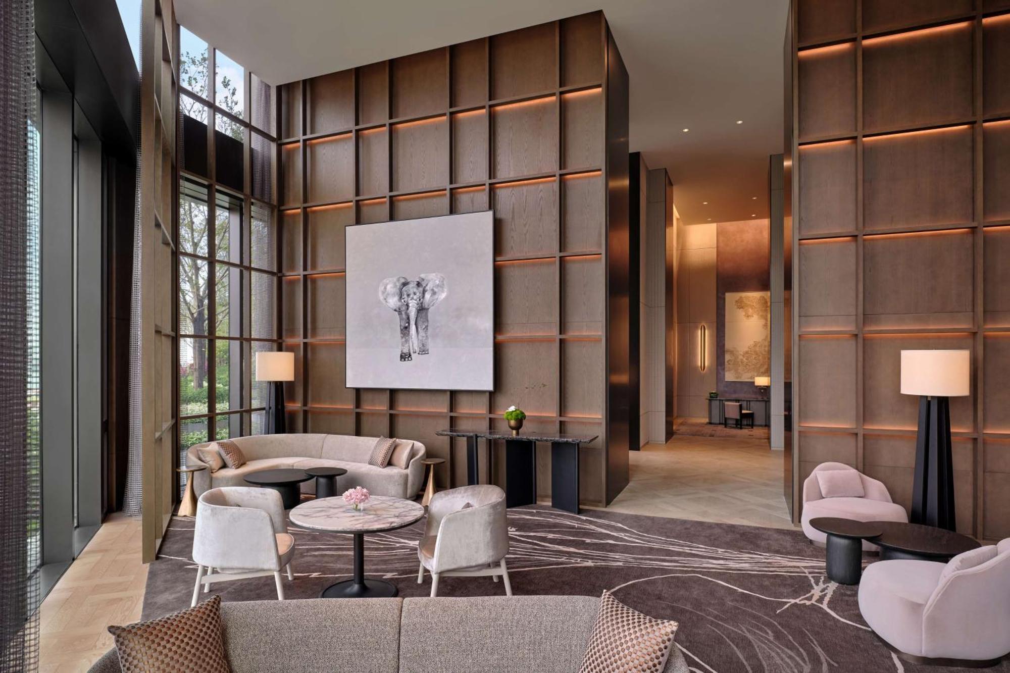 Conrad Shenzhen, The First Art Museum Hotel In Greater Bay Area With The Stunning Bay And Sunset View In The Hotel Terrace Extérieur photo