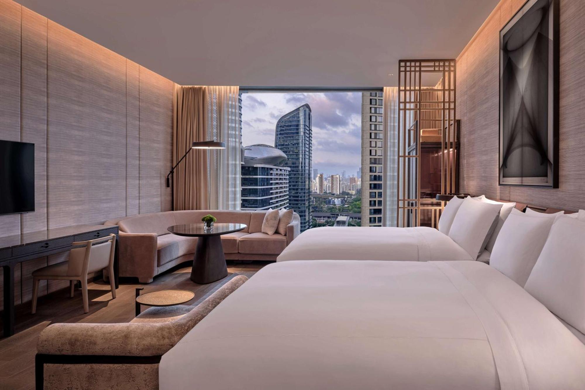 Conrad Shenzhen, The First Art Museum Hotel In Greater Bay Area With The Stunning Bay And Sunset View In The Hotel Terrace Extérieur photo